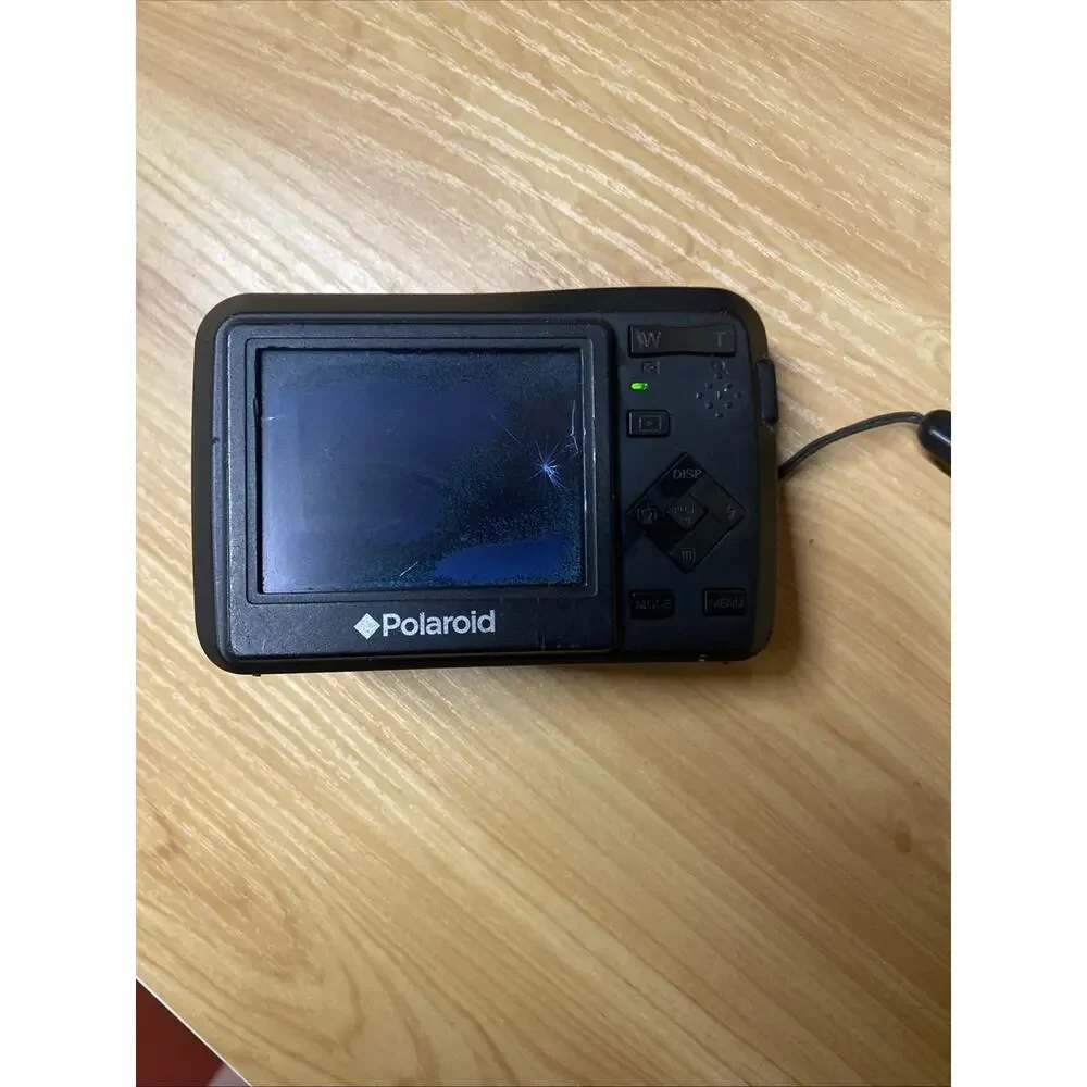 Polaroid i1038 Red Digital Camera 3x Zoom PARTS ONLY